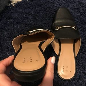 Target Shoes - Target slides Target Shoes - Target slides